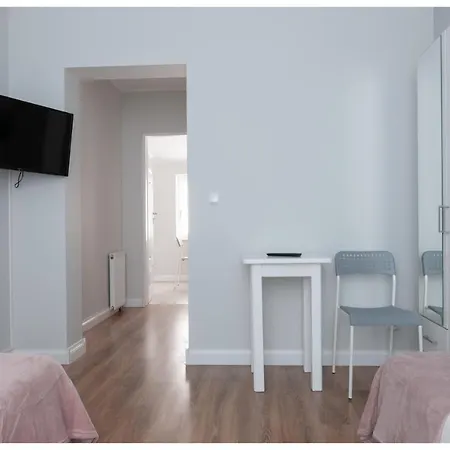 Na Wynajem Privatunterkunft *